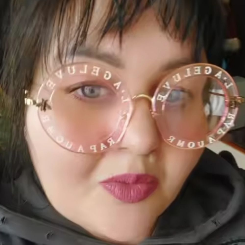 Retro Bold Pink Round Sunglasses - Picture 3 of 7